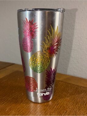 tervis Stainless Tumbler with Colorful Pineapple Motif
